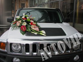 Украшение оформление машины на свадьбу живыми цветами