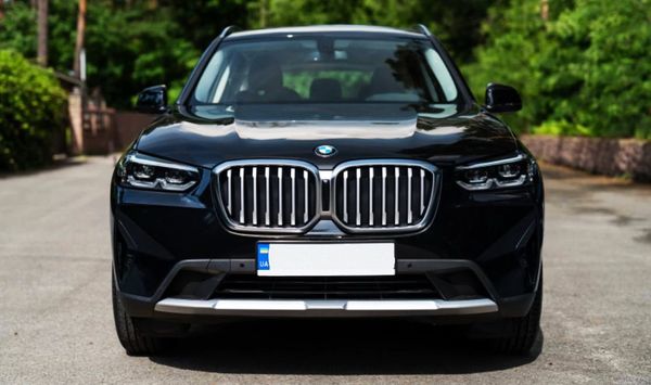 Прокат BMW X3 черный внедорожник на свадьбу прокат джип без водителя