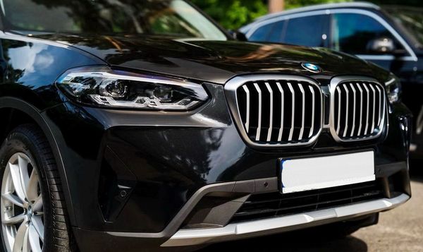 Прокат BMW X3 черный внедорожник на свадьбу прокат джип без водителя