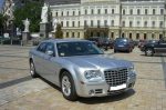 Аренда Chrysler 300C серебристый авто бизнес класса Киев цена