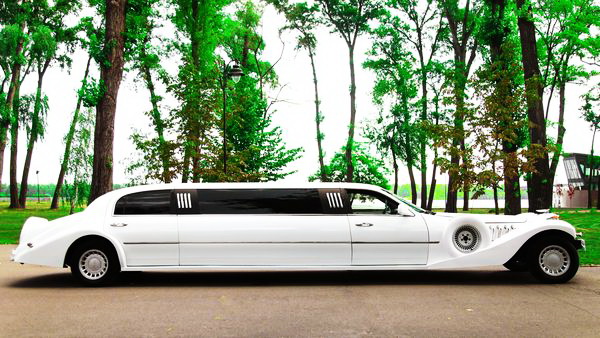 Excalibur Phantom лимузин заказать лимузин на прокат на свадьбу