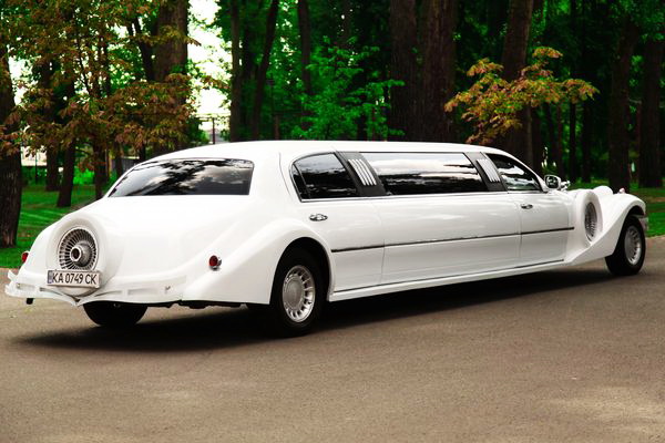 Excalibur Phantom лимузин заказать лимузин на прокат на свадьбу