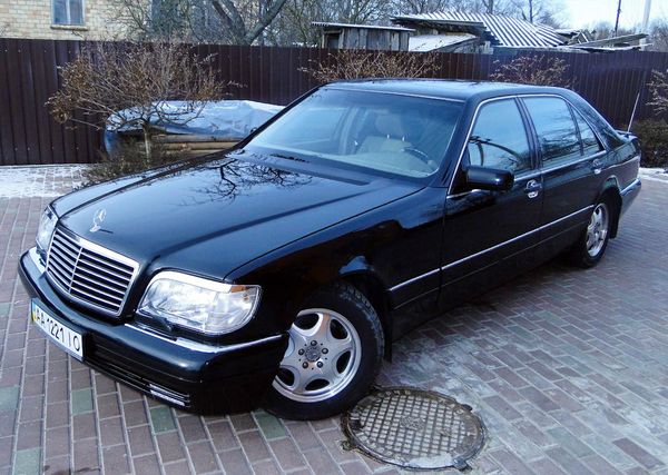 Mercedes 140 черный прокат аренда 