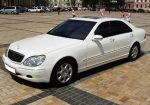 Аренда Mercedes W220 S500L белый авто бизнес класса Киев цена