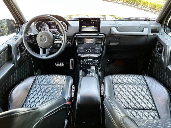 Mercedes-Benz G63AMG арендовать мерседес гелентваген кубик с водителем без водителя