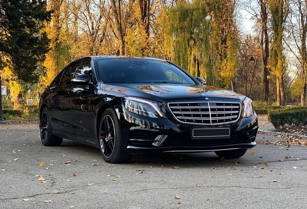 Vip Mercedes-Benz S550 AMG 4MATIC W222 Restyling с водителем без водителя