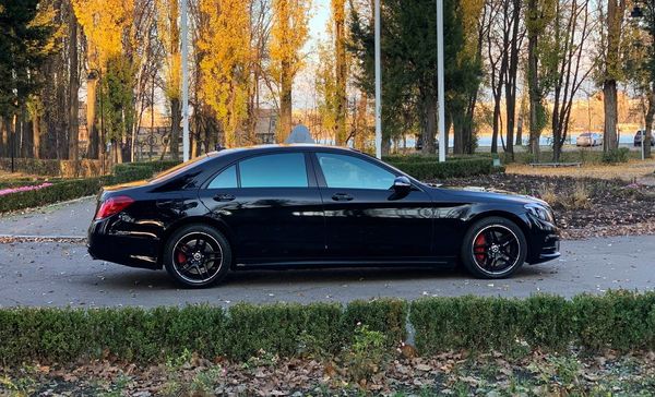 Vip Mercedes-Benz S550 AMG 4MATIC W222 Restyling с водителем без водителя