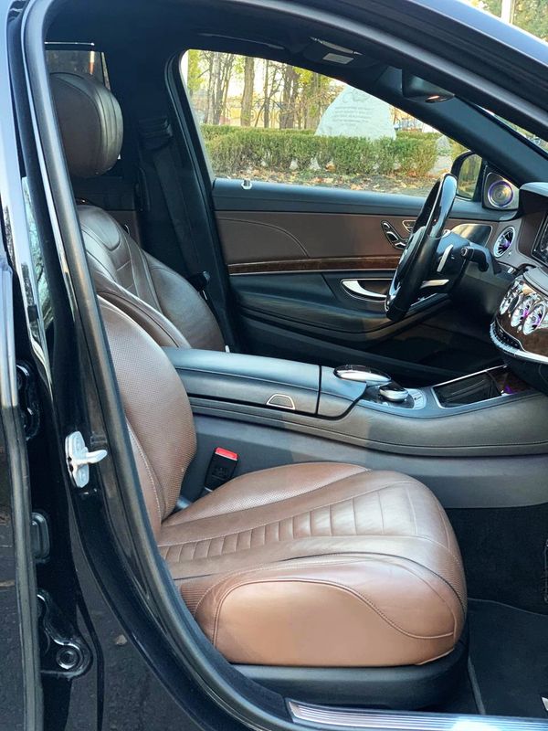 Vip Mercedes-Benz S550 AMG 4MATIC W222 Restyling с водителем без водителя