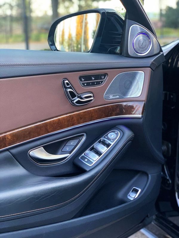 Vip Mercedes-Benz S63 AMG 4MATIC W222 Restyling с водителем без водителя