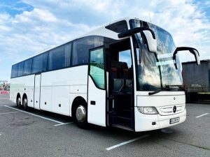 Автобус Mercedes Turizmo аренда для свадьбы трансферов на прокат