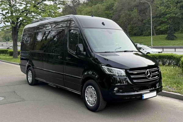 Mercedes Sprinter VIP черный с водителем прокат аренда микроавтобуса