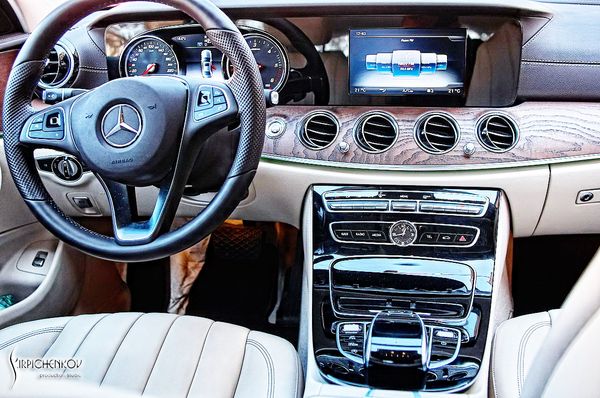 Аренда Mercedes W213 заказать мерседес с водителем на свадьбу киев