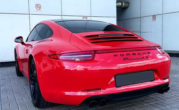 Прокат Porsche 911 Carrera 4S красный с водителем без водителя аренда