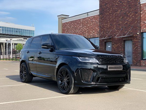 Аренда прокат Range Rover Sport SVR черный с водителем без водителя на свадьбу съемки