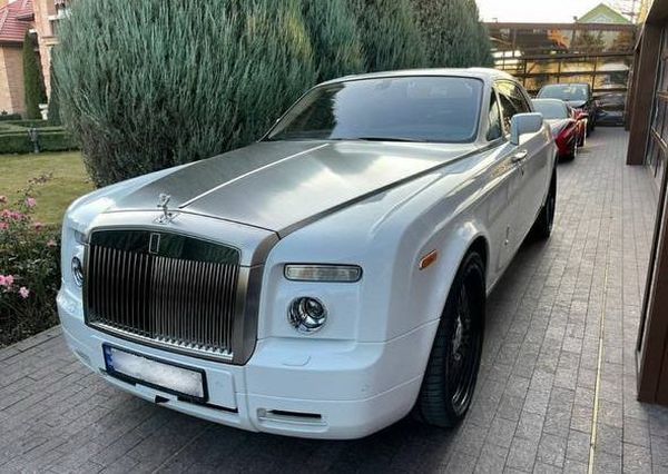 Rolls Royce Phantom Coupe белый в аренду на свадьбу
