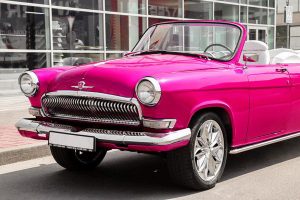 Volga GAZ 21 ретро лимузин розовый кабриолет аренда киев