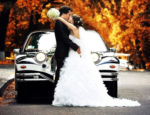 Excalibur черно-белый аренда прокат авто на свадьбу ретро