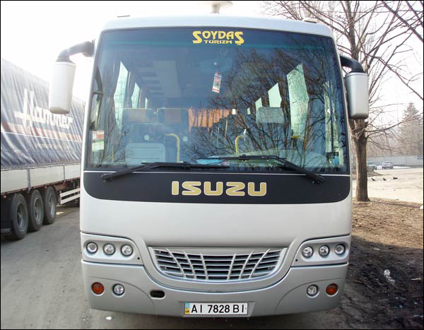 Isuzu автобус на 28-30 мест