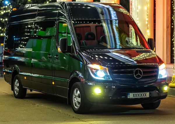 Mercedes Sprinter черный VIP микроавтобус в аренду