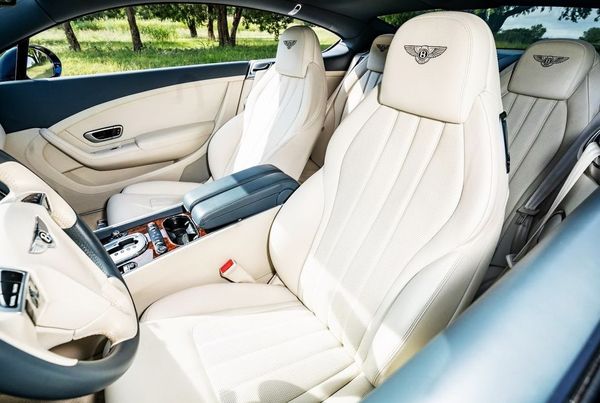 Bentley Continental GT прокат аренда вип авто в Киеве