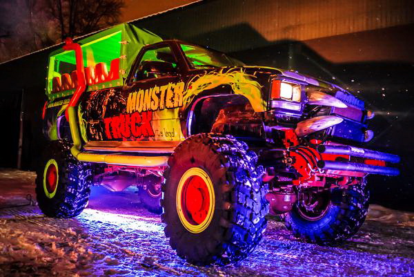 Party Bus Monster truck аренда пати басов киев