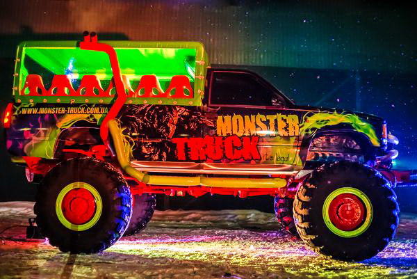 Party Bus Monster truck аренда пати басов киев