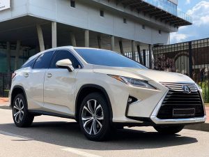 Аренда прокат внедорожника Lexus RX350 без водителя в Киеве на свадьбу