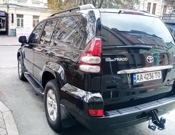 Toyota Land Cruiser 120 Prado внедорожники на прокат в киеве