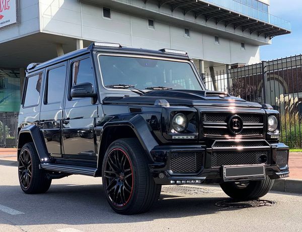 Внедорожник Mercedes Benz G63 Brabus оригинал заказать джип на прокат на свадьбу 