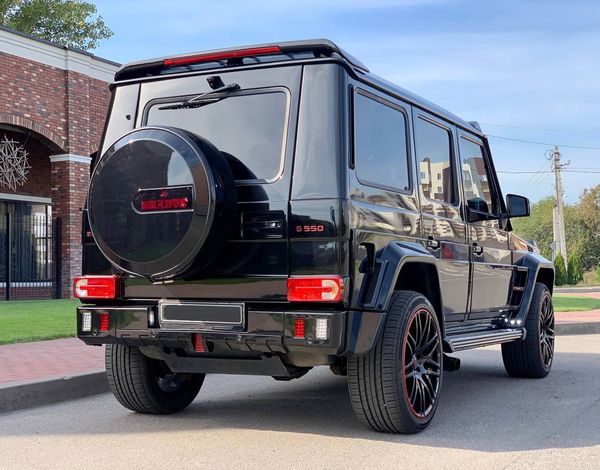 Внедорожник Mercedes Benz G63 Brabus оригинал заказать джип на прокат на свадьбу 