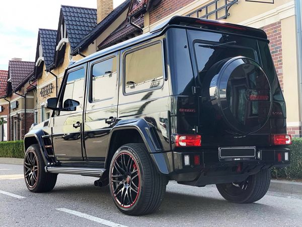 Внедорожник Mercedes Benz G63 Brabus оригинал заказать джип на прокат на свадьбу 