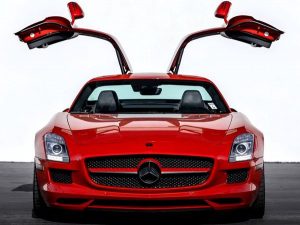 Mercedes Benz SLS AMG красный прокат аренда в Киеве
