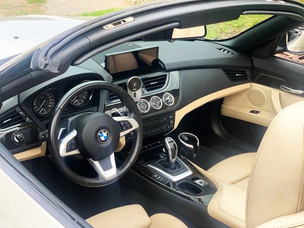 Аренда BMW Z4 Cabrio кабриолет на прокат с водителем без водителя на свадьбу Киев