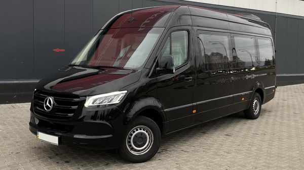 Микроавтобус Mercedes Benz Sprinter VIP 8 аренда с водителем для делегации трансфера в аєропорт