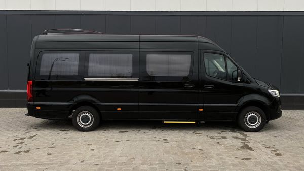 Микроавтобус Mercedes Benz Sprinter VIP 8 аренда с водителем для делегации трансфера в аєропорт