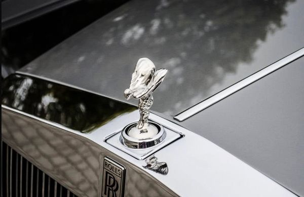 Аренда VIP авто Rolls-Royce Phantom на свадьбу серебристый