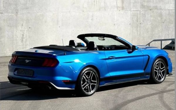 Ford Mustang GT синий аренда кабриолет на свадьбу для съемки кино без водителя Киев