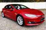 Электрокар Tesla Model S без водителя на прокат аренда на свадьбу с водителем в Киеве