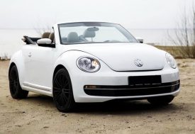 Volkswagen Beetle белый кабриолет на прокат без водителя авто для кино