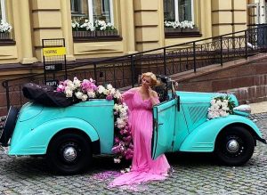 Кабриолет ретро Opel бирюзовый аренда для фотосессии фотозоны на свадьбу