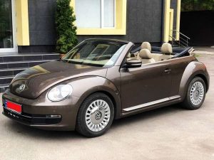 Volkswagen Beetle шоколадный заказать на свадьбу съемки прокат без водителя