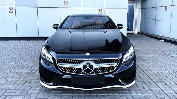 Mercedes-Benz W217 S560 AMG Coupe черный на прокат аренда купе без водителя