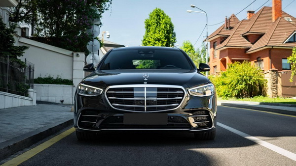 Прокат vip авто Mercedes S class W 223 S 400d 4 matic на свадьбу без водителя Киев