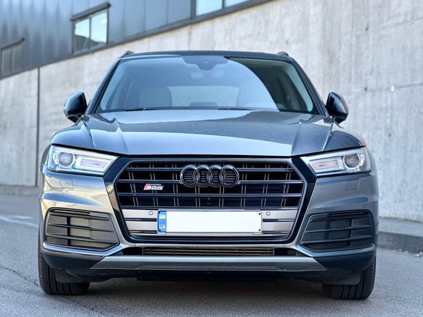 Внедорожник Audi Q5-Quattro серо-голубой арендовать c водителем прокат без водителя