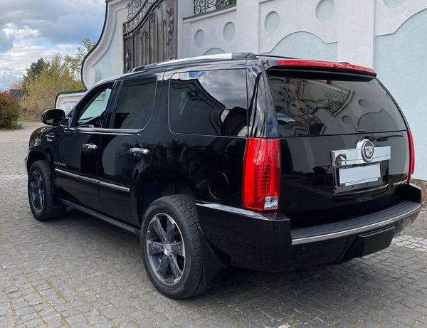 Аренда прокат джипа Cadillac Escalade черный внедорожник на свадьбу