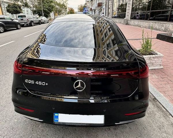 Mercedes Benz EQS 450+ электро аренда авто вип класса c водителем для свадьбы трансфер