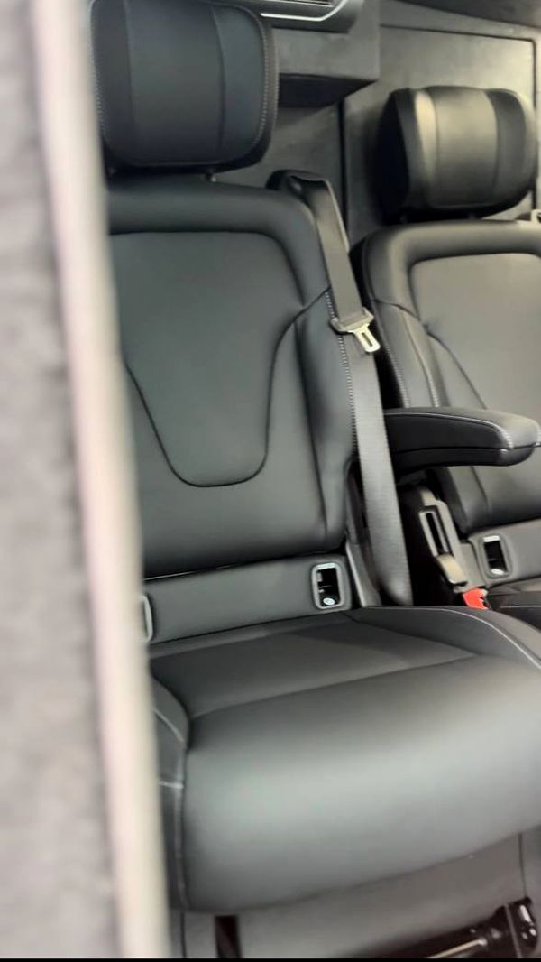 Оренда броньований мікроавтобус Volkswagen Transporter T6 B6 з водієм Київ ціна