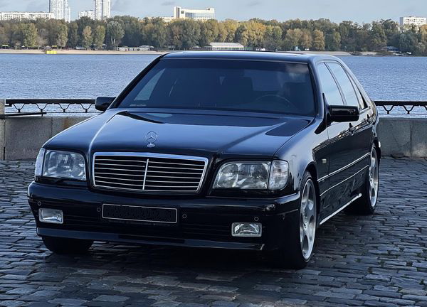 Mercedes Benz W140 S7.3 V12 прокат на весілля зйомки без водія з водієм
