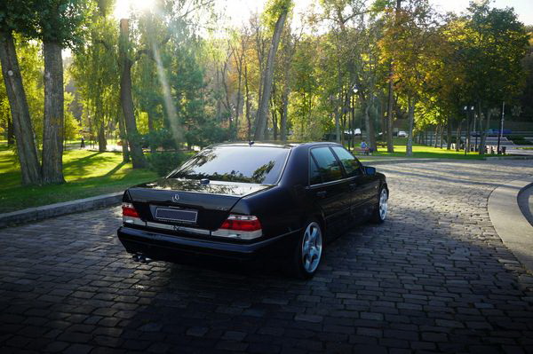 Mercedes Benz W140 S7.3 V12 прокат на весілля зйомки без водія з водієм