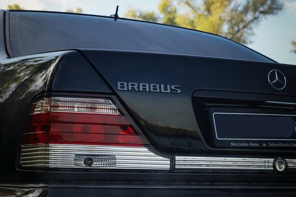 Mercedes Benz W140 S7.3 V12 прокат на весілля зйомки без водія з водієм